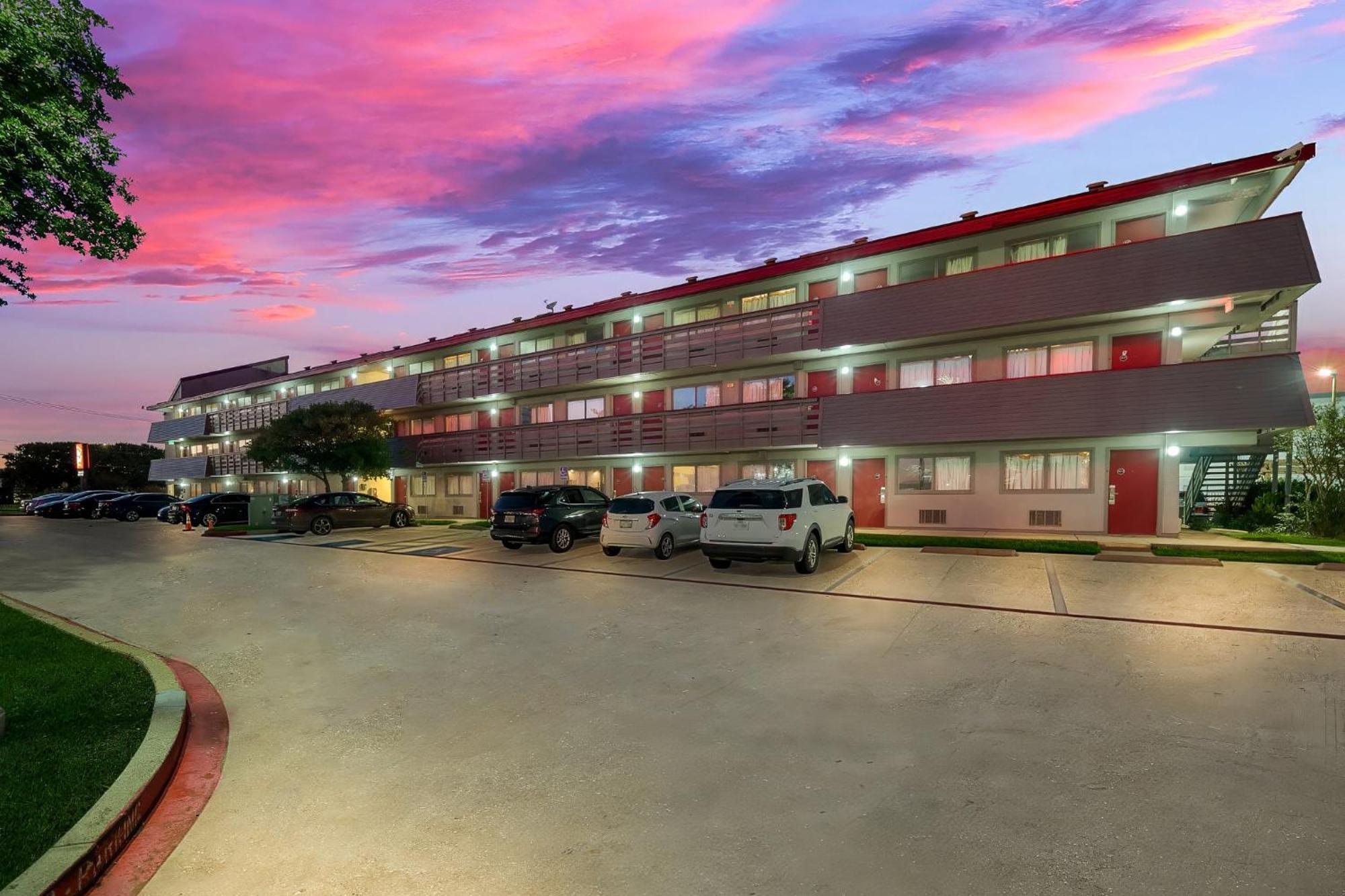 Red Roof Inn Dallas - Dfw Airport North Irving Exterior foto